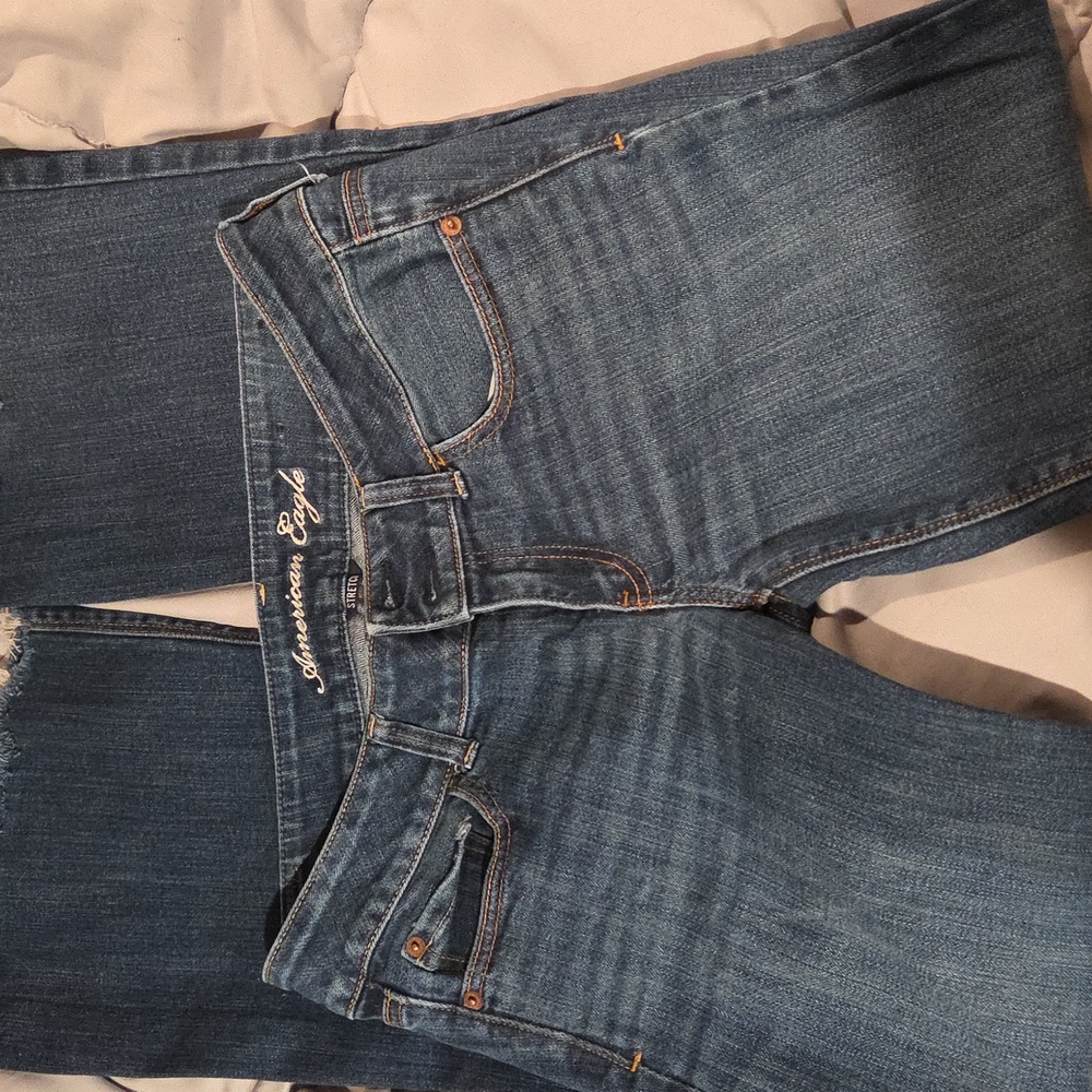 AE Jeans - Picture 2 of 4